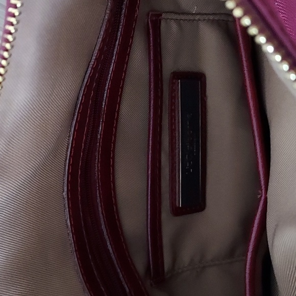 Liz Claiborne purse with wallet over shoulder and handles zipper red - Picture 6 of 12